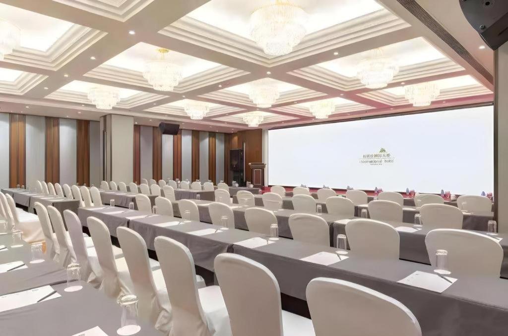 Shijiazhuang International Building Hotel Zewnętrze zdjęcie